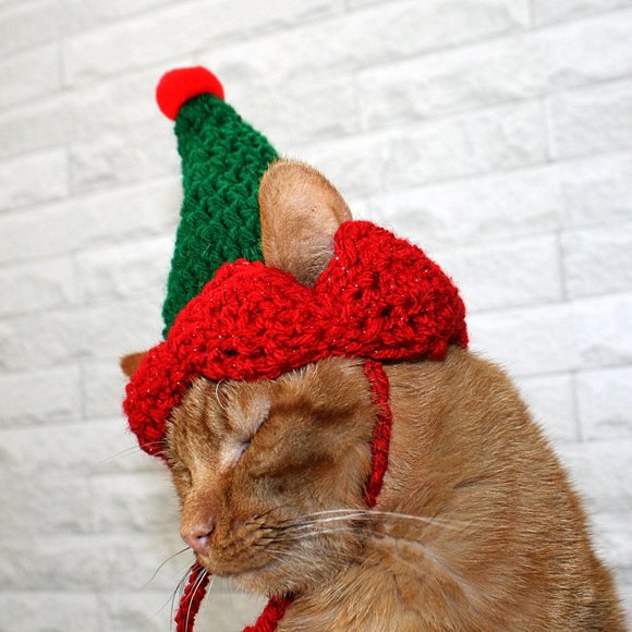 HAND CRAFTED Crochet Elf Cat Hat Costume Photo Prop Christmas Holiday - Picture 4 of 7
